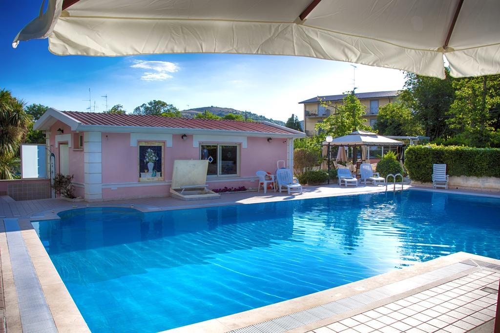 Hotel Gioia Garden Fiuggi Exterior foto